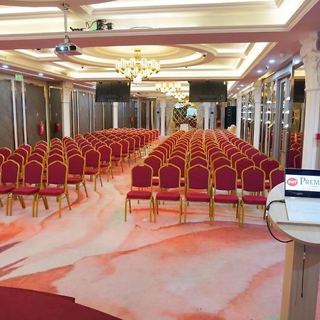 Best Western Premier Батуми Екстериор снимка The conference hall
