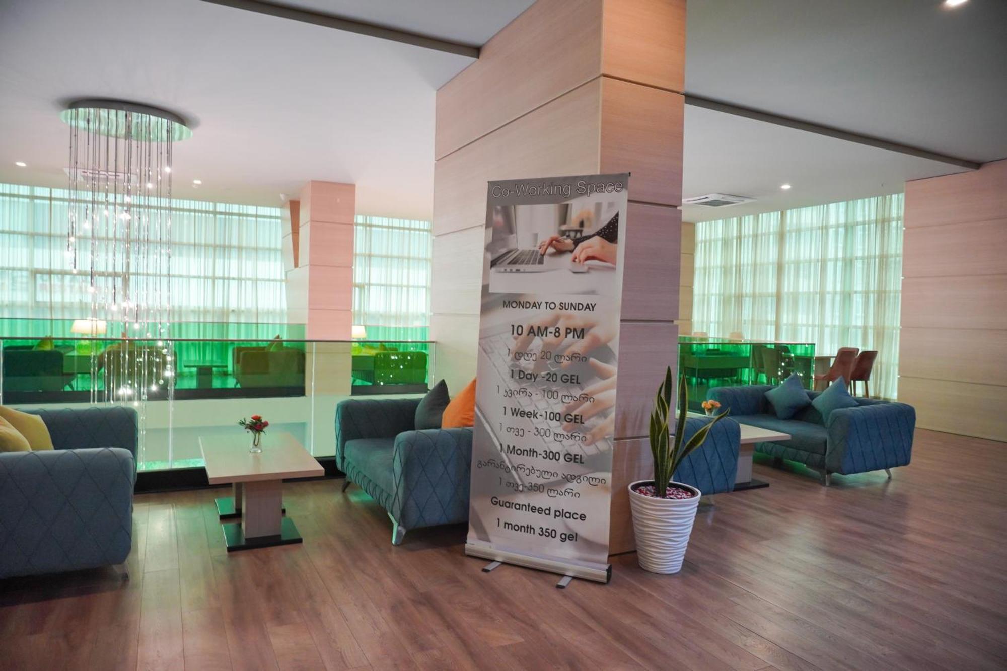 Best Western Premier Батуми Екстериор снимка Lobby