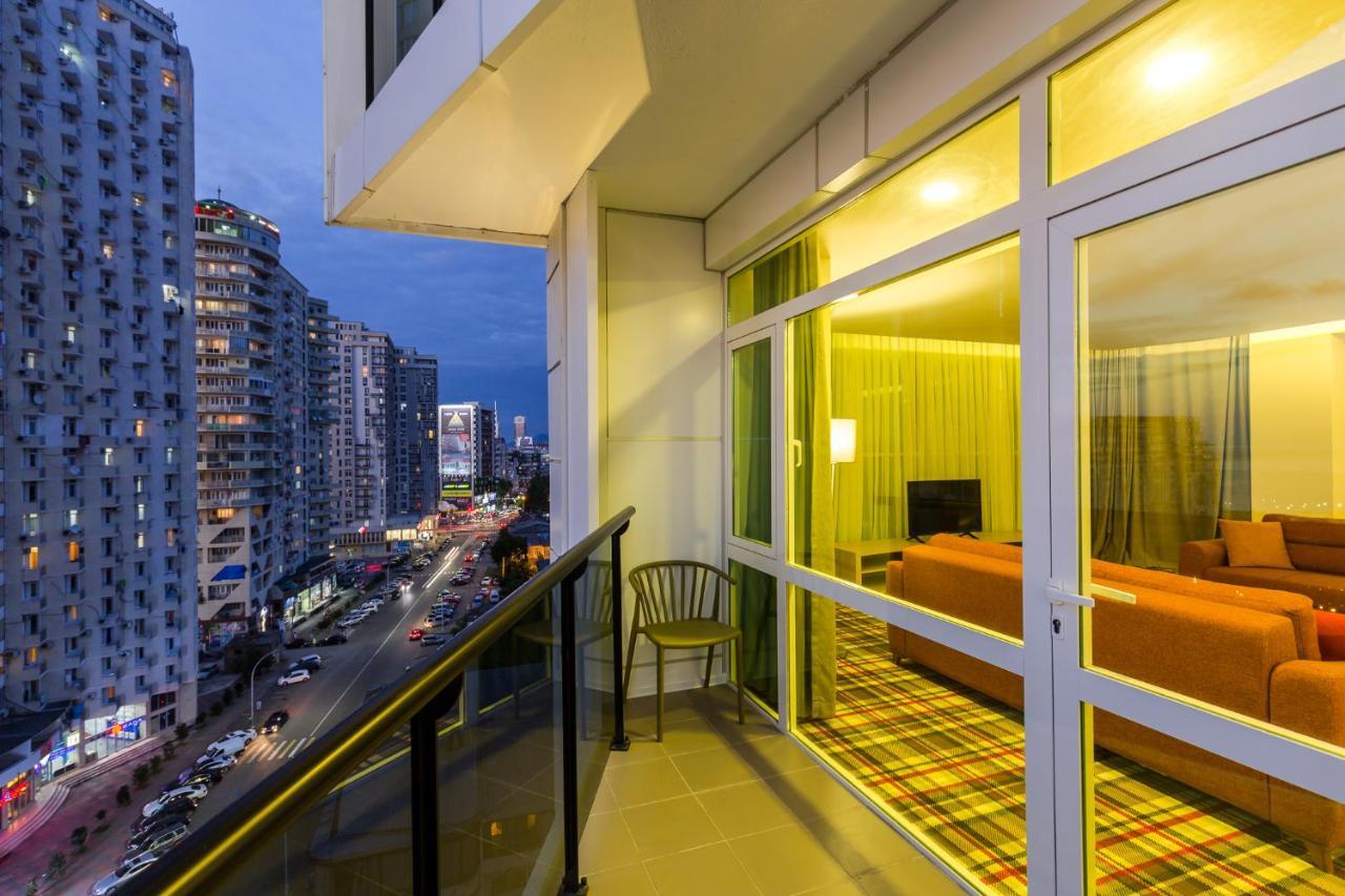 Best Western Premier Батуми Екстериор снимка A balcony in a residential apartment